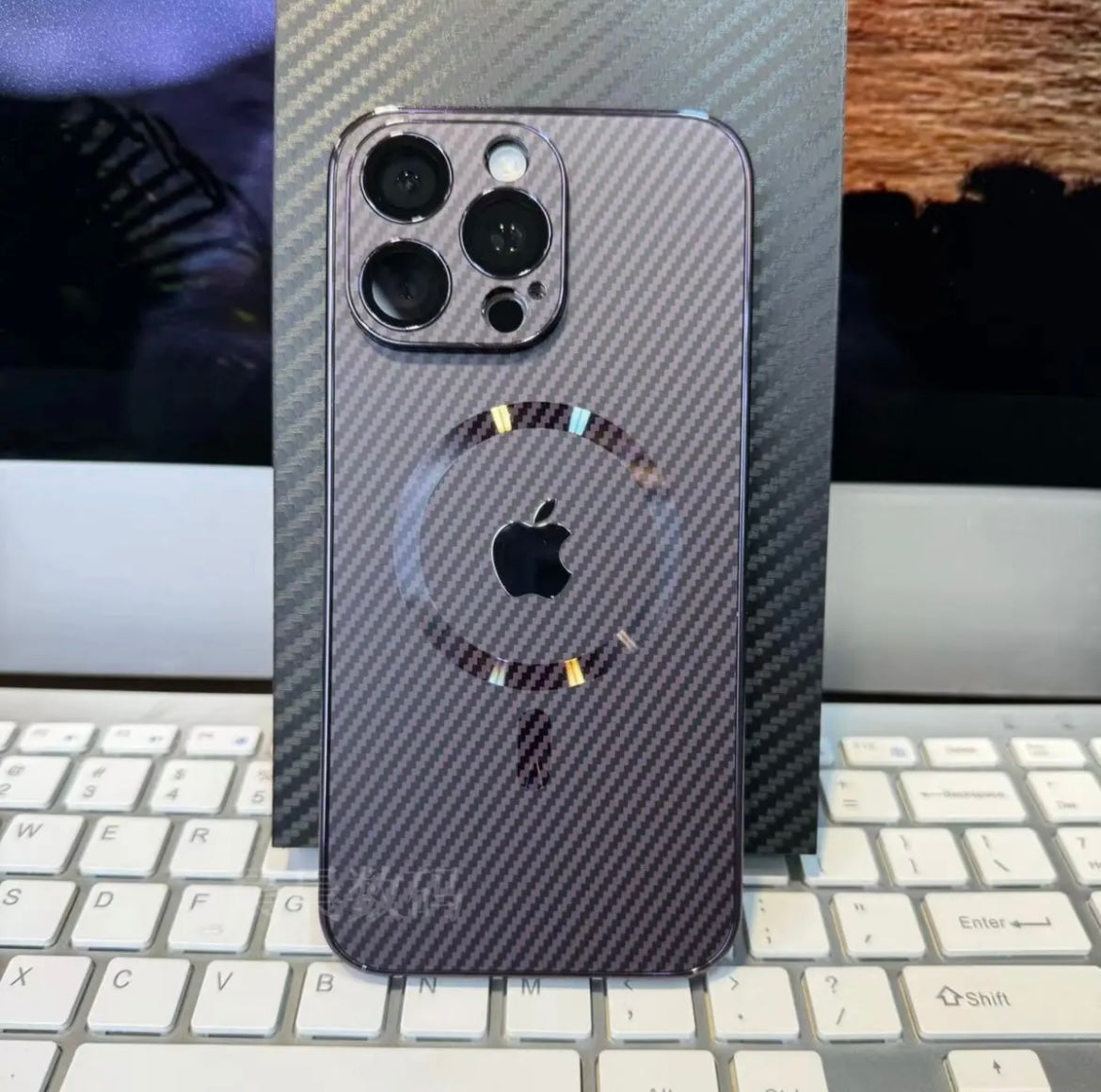 Apple 15~12 ultra-thin carbon fiber texture magnetic case