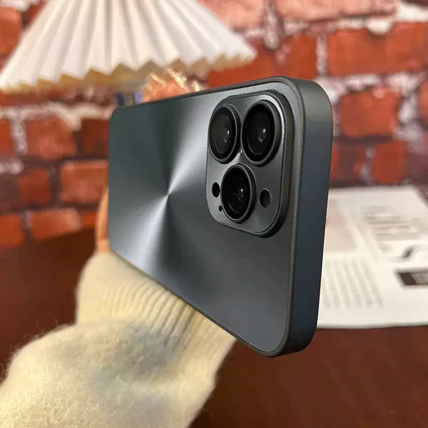 Розкішний матовий чохол Aurora для iPhone із захистом камери 